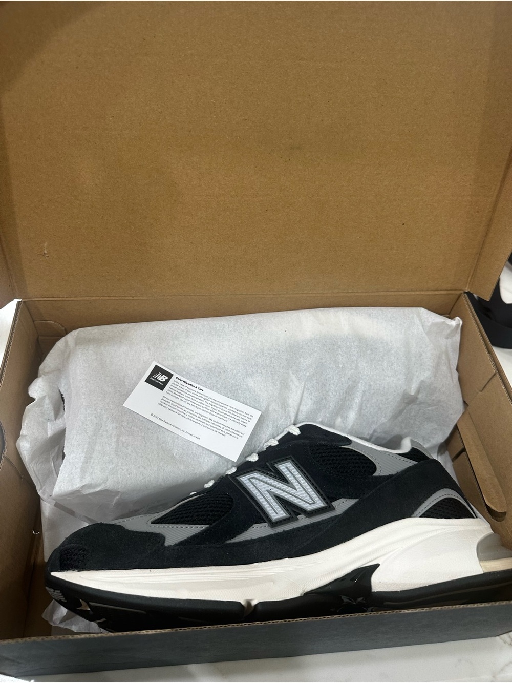 New With Box Balance Black and Gray Retro Runner Sneaker